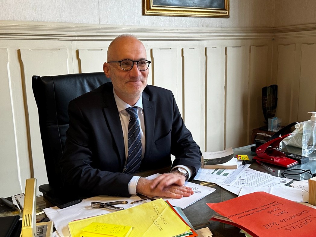 26e25cd9-d150-4ca6-8f47-18e7e847ba06-2